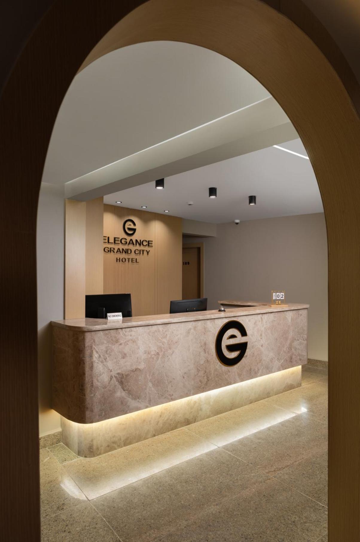 Elegance Grand City Hotel Cairo Exterior foto
